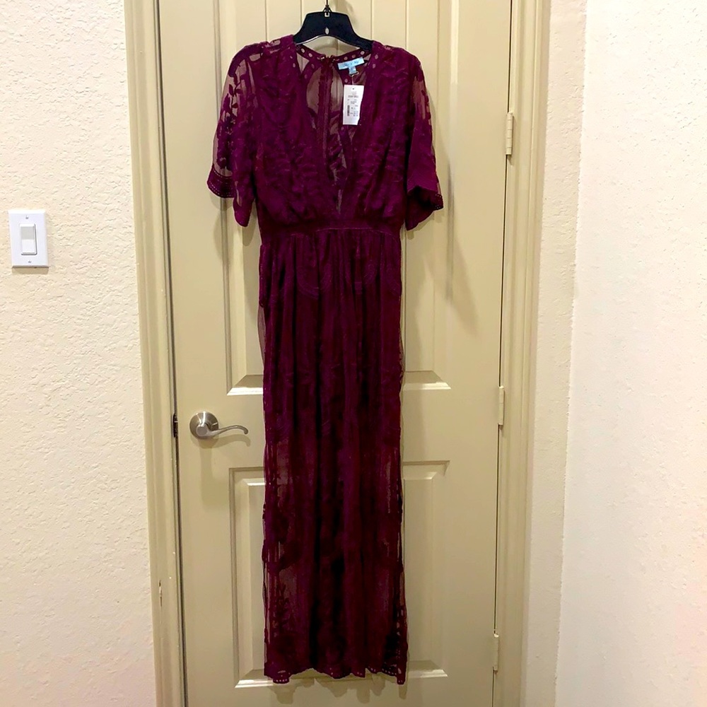 BRAND NEW lace dress